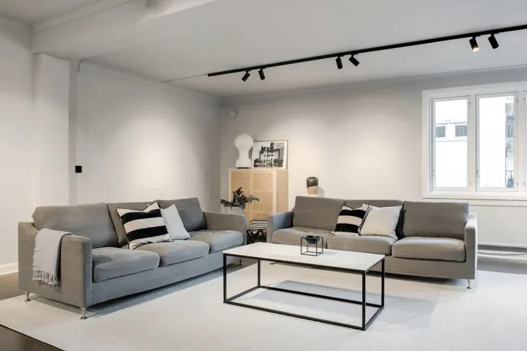 Commercial Spaces — view 5
